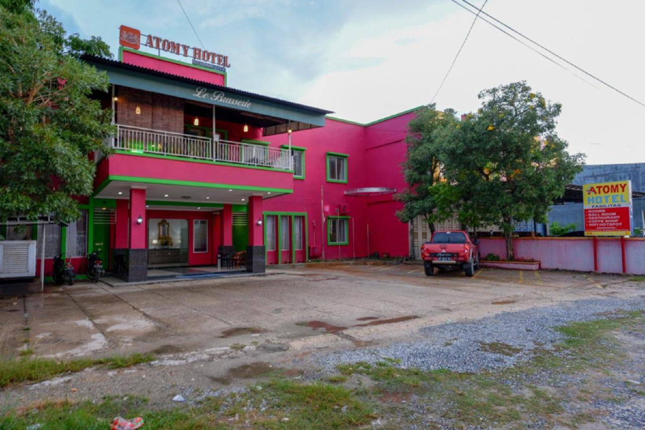 Reddoorz Near Citraland Waterpark Kendari Lepoleop Exterior foto