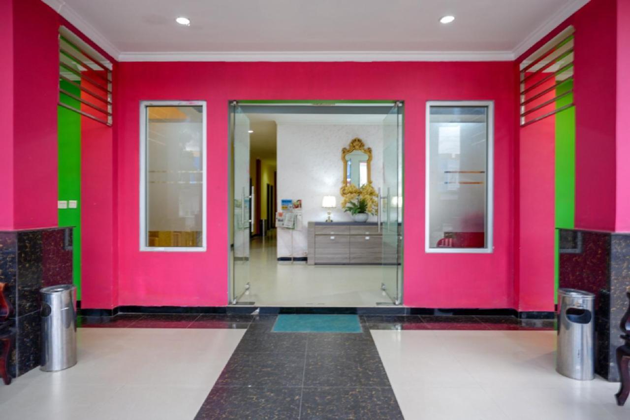 Reddoorz Near Citraland Waterpark Kendari Lepoleop Exterior foto