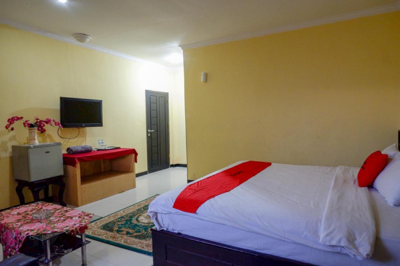 Reddoorz Near Citraland Waterpark Kendari Lepoleop Exterior foto
