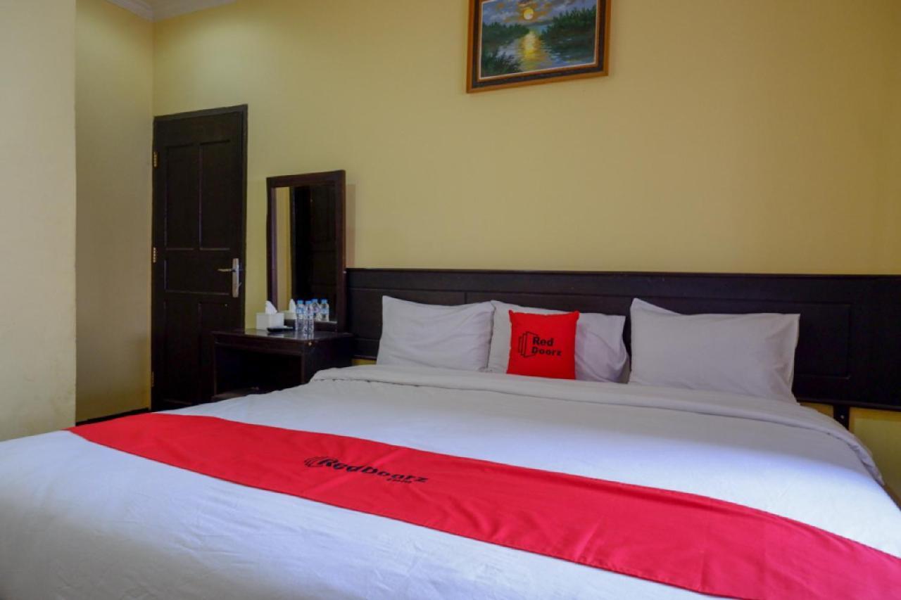 Reddoorz Near Citraland Waterpark Kendari Lepoleop Exterior foto