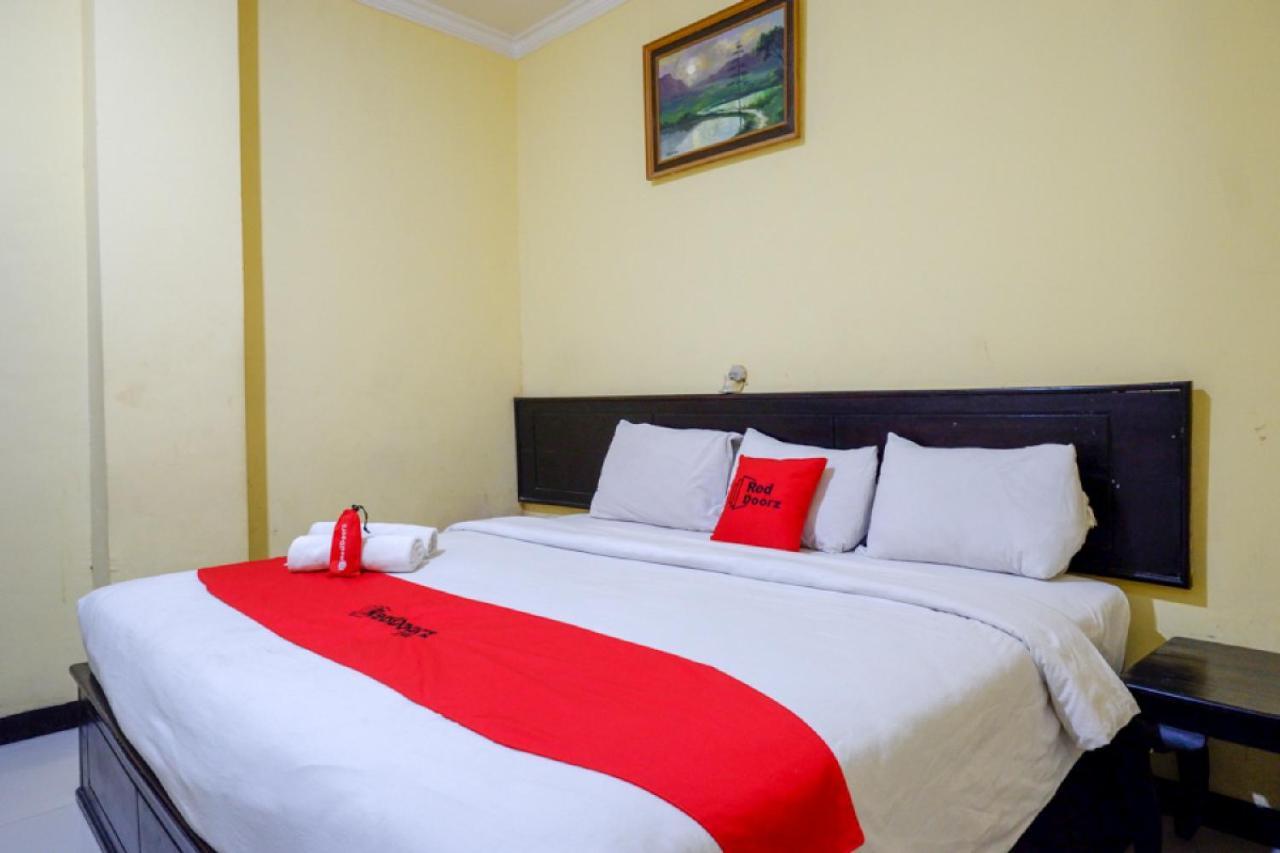Reddoorz Near Citraland Waterpark Kendari Lepoleop Exterior foto