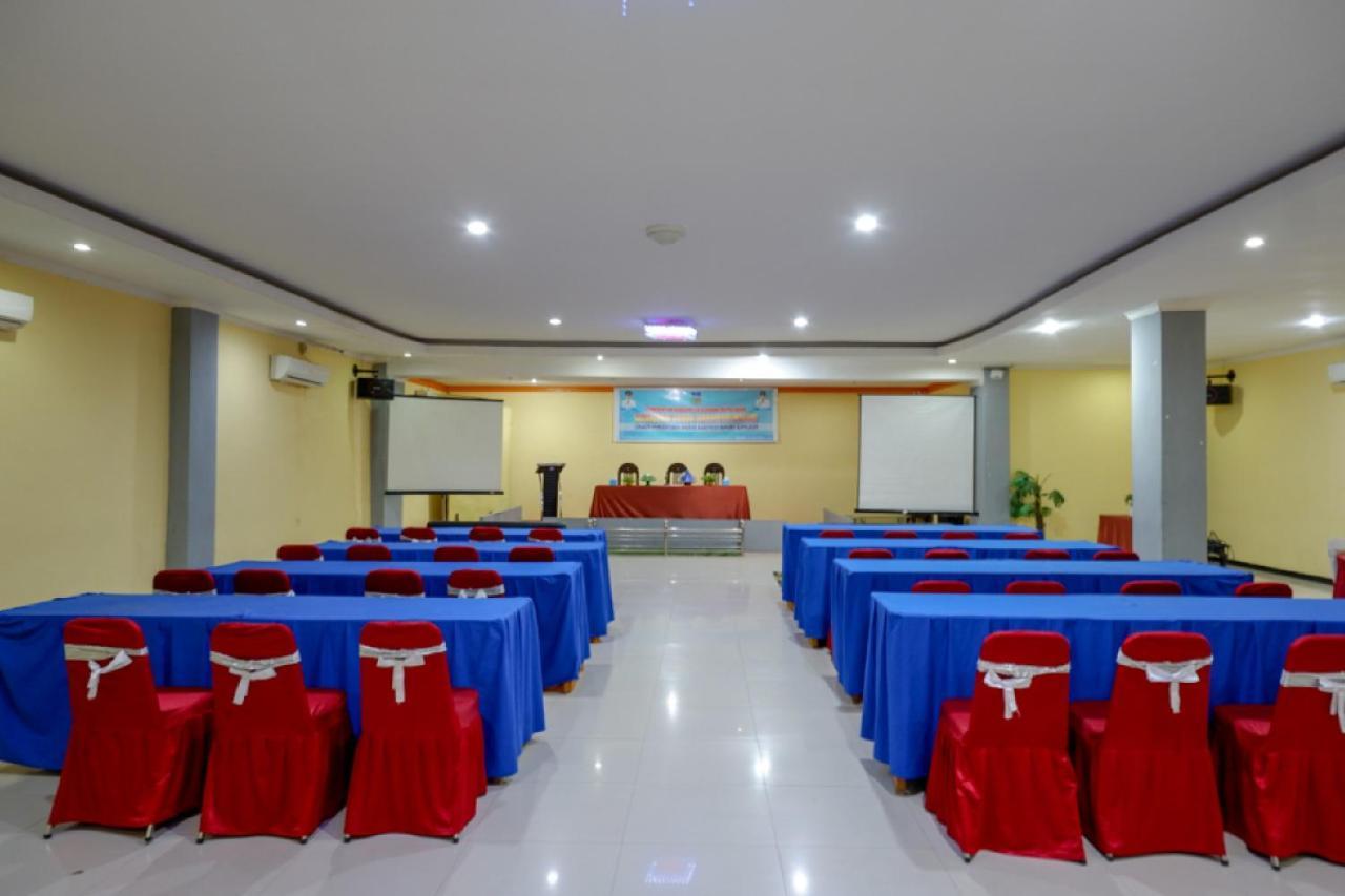 Reddoorz Near Citraland Waterpark Kendari Lepoleop Exterior foto