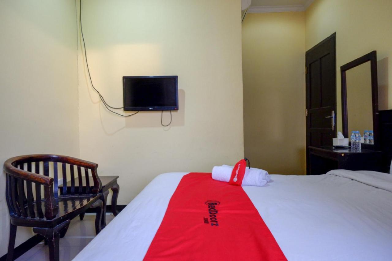Reddoorz Near Citraland Waterpark Kendari Lepoleop Exterior foto